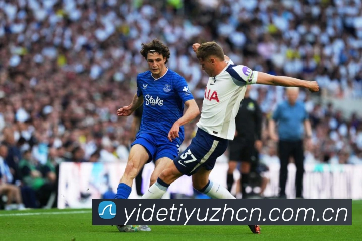 民族报点评瓦诺利表现称保罗发挥稳定值得六五分评价专题观察:最新赛事动态与深度分析 民族报点评瓦诺利表现称保罗发挥稳定值得六五分评价专题观察:最新赛事动态与深度分析